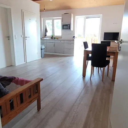 Schoene Drei Zimmerwohnung 아파트 Ebersbach an der Fils