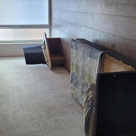 아파트 Schoene Drei Zimmerwohnung