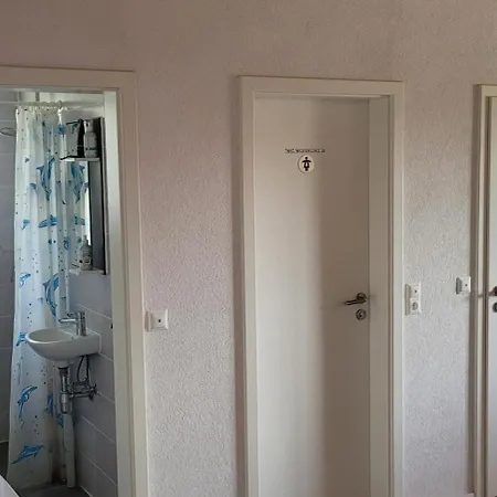 Schoene Drei Zimmerwohnung