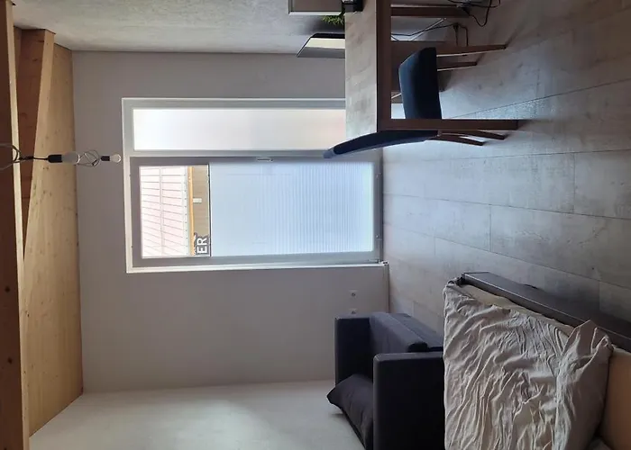 Schoene Drei Zimmerwohnung Lejlighed *